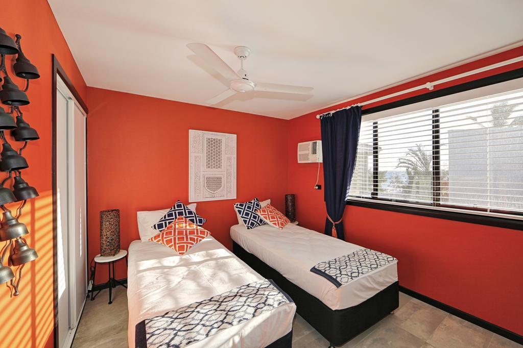 Hôtel Zen Beach Retreat à Bargara Extérieur photo