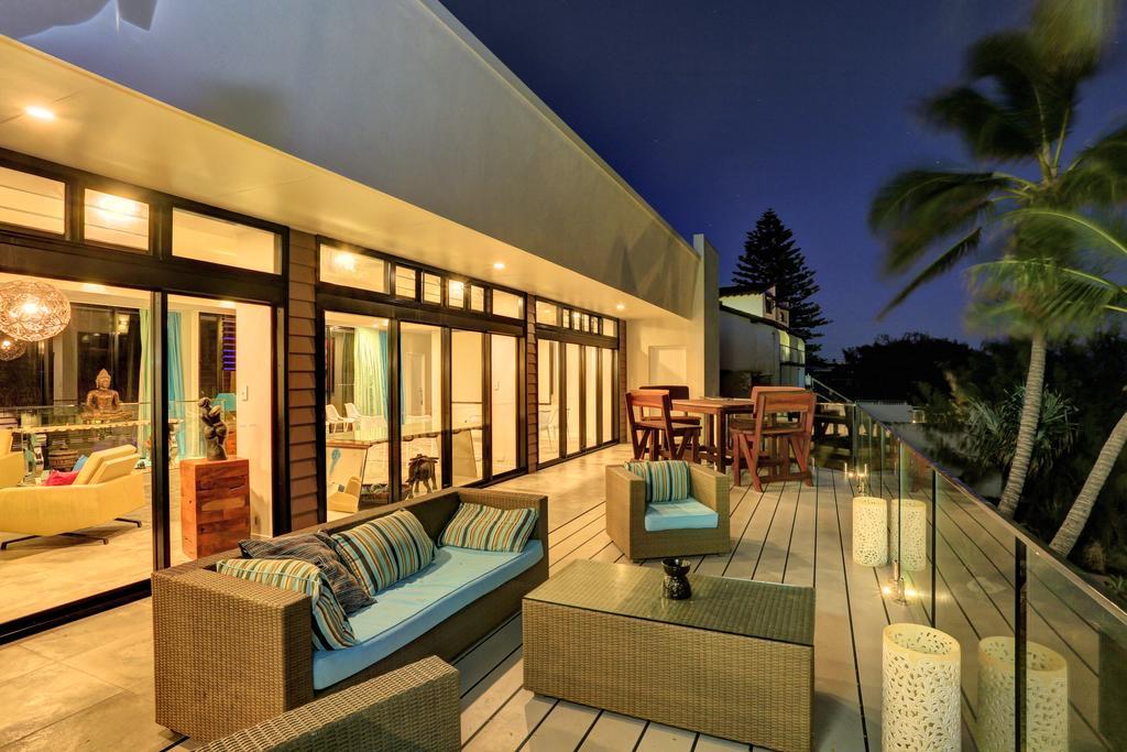 Hôtel Zen Beach Retreat à Bargara Extérieur photo