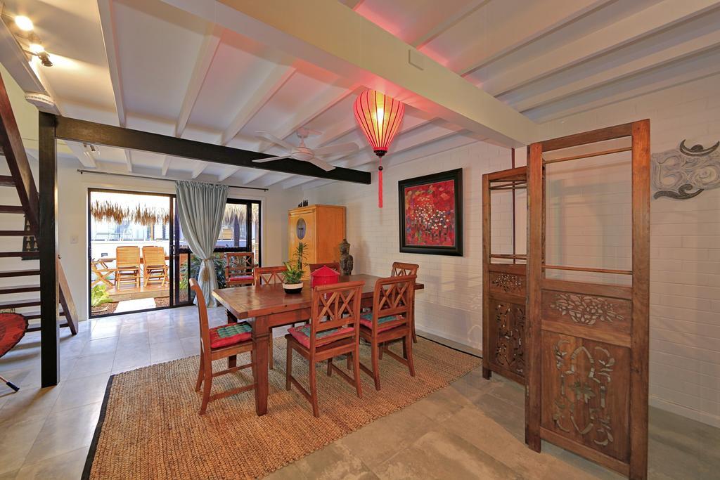 Hôtel Zen Beach Retreat à Bargara Extérieur photo