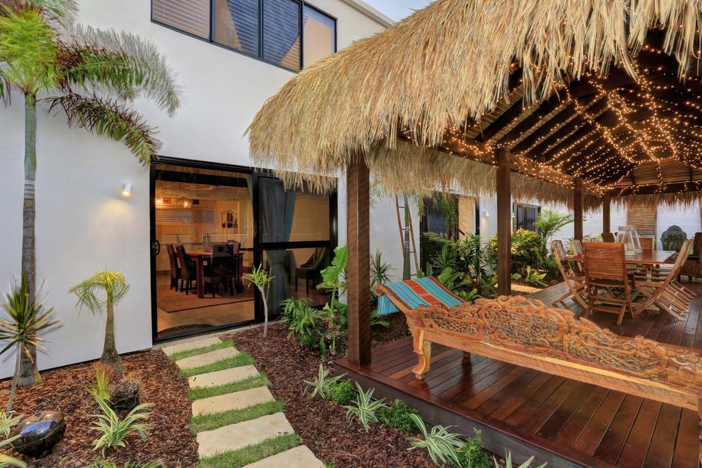 Hôtel Zen Beach Retreat à Bargara Extérieur photo
